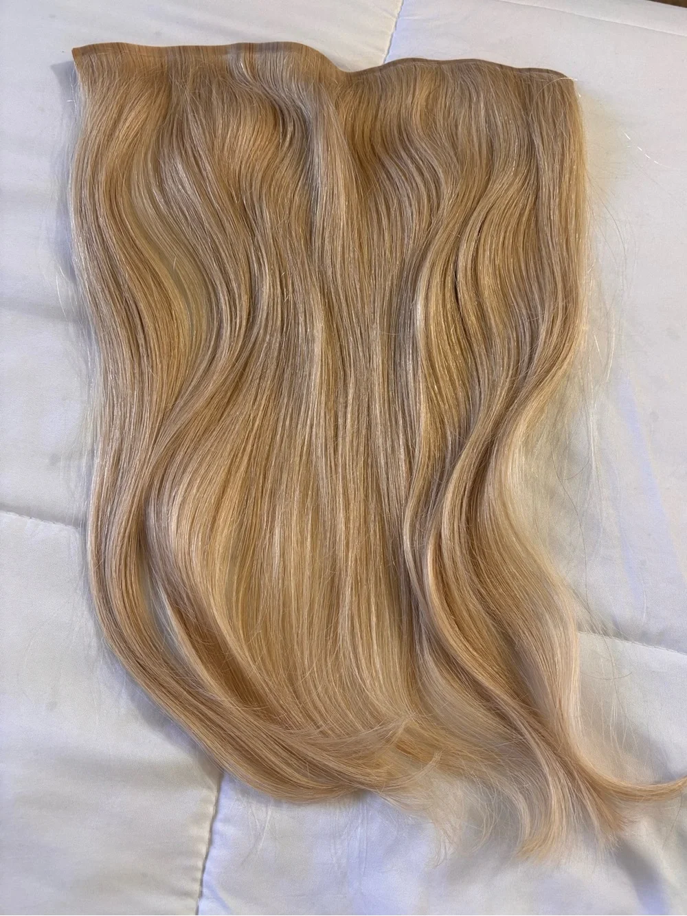 BELLAMI Blonde Silk Seam Volumizer Weft - Picture 2 of 5